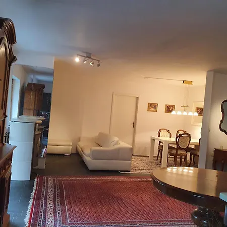 Sleep & Go - Doppelter Bergblickzimmer Mit Gemeinsamen Badezimmern *